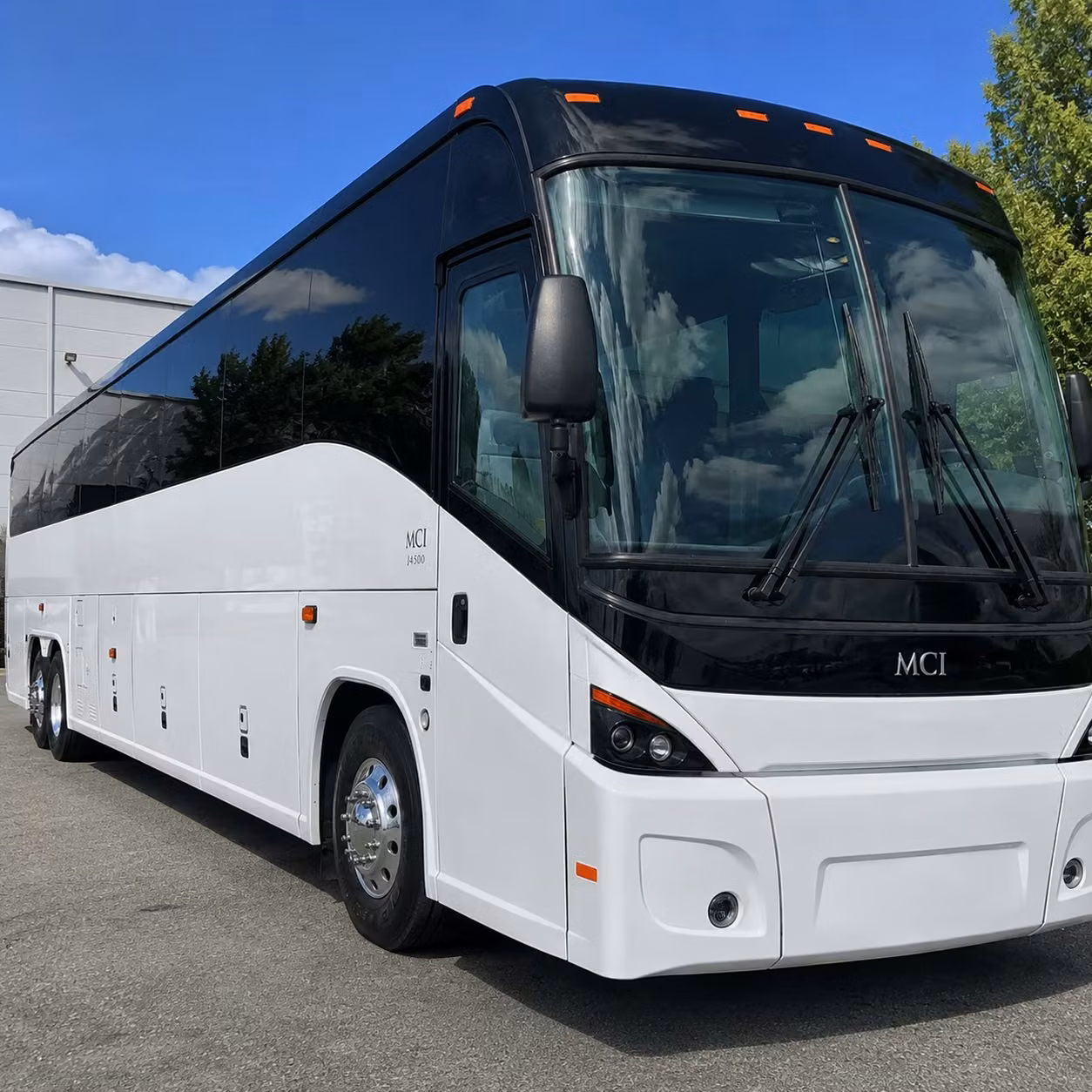 el paso 56 passenger charter bus rental
