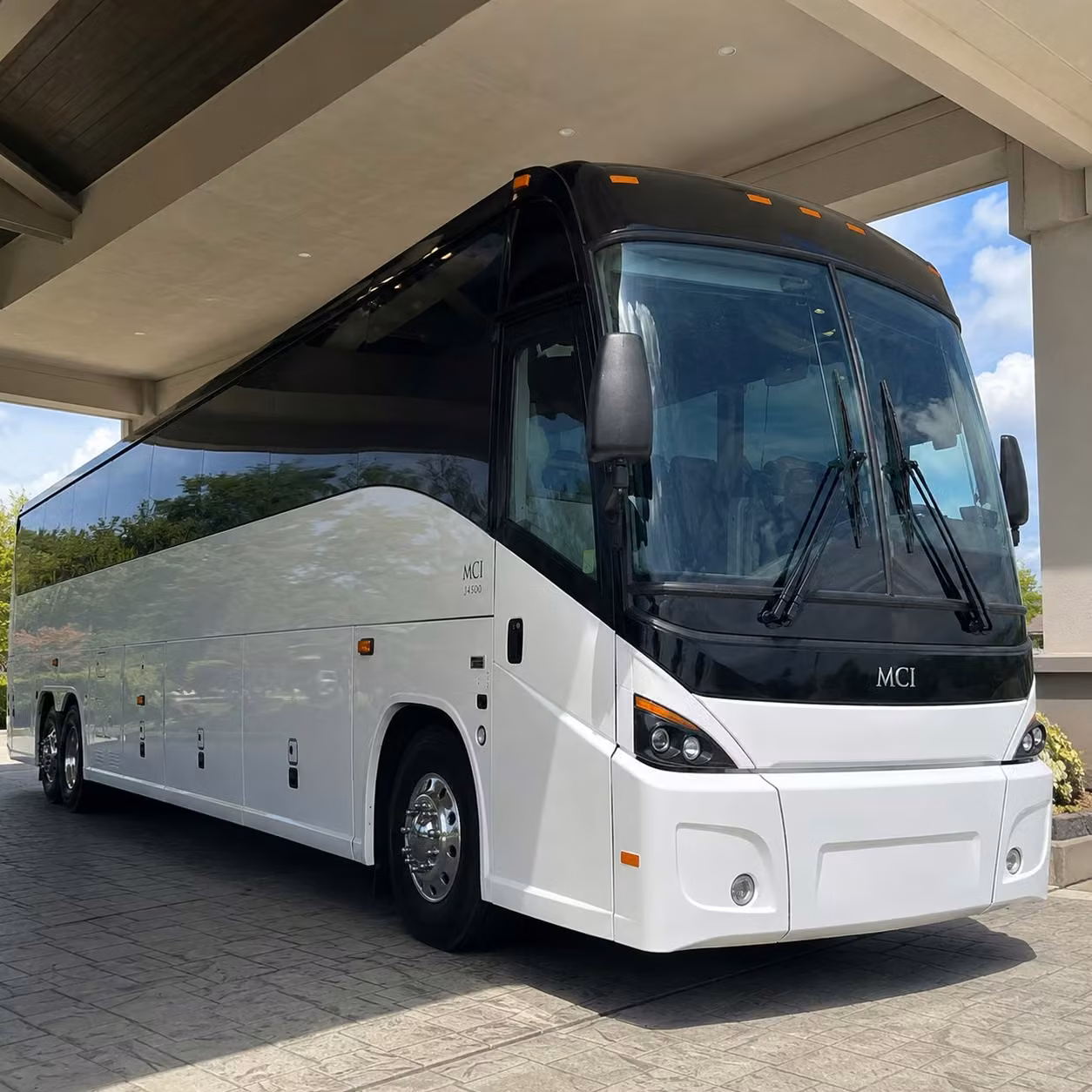 smooth group transfers to and from fort bliss and biggs army airfield